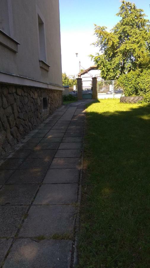 Apartmanovy Byt Třeboň Exterior foto